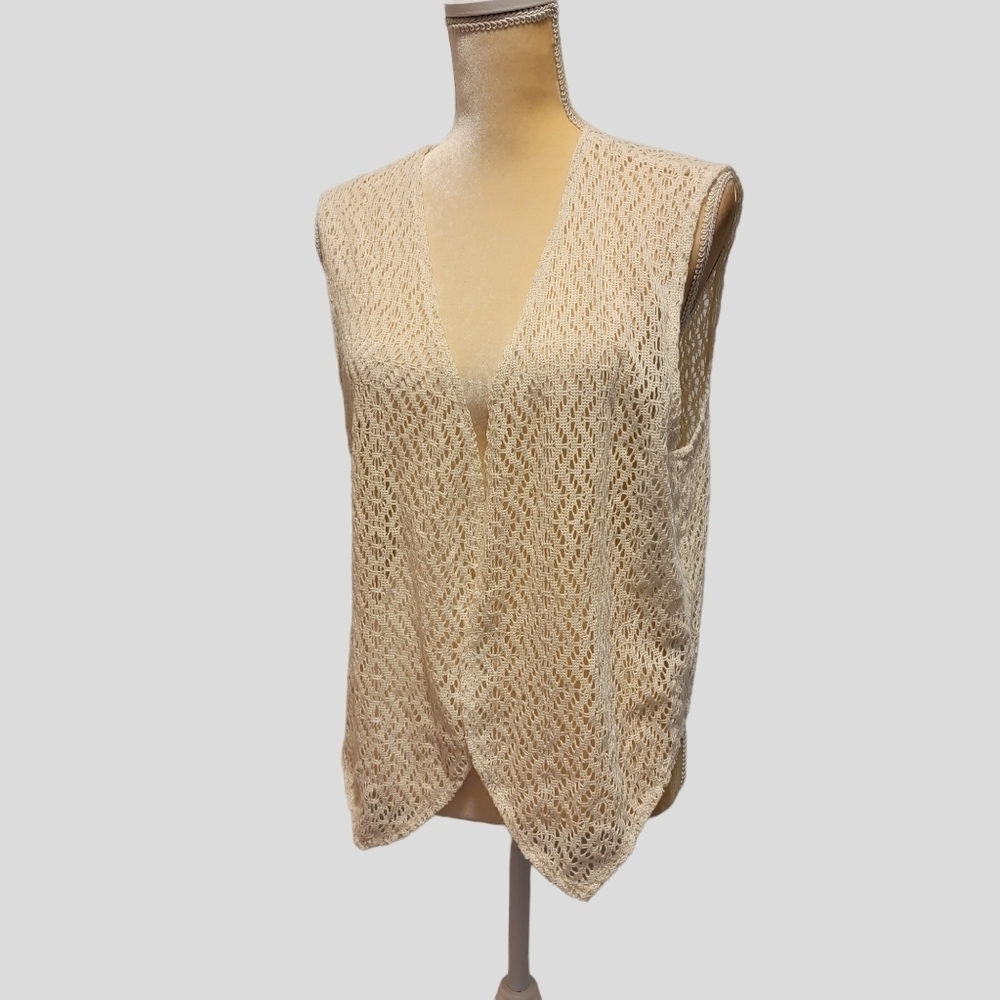 HONEY COLLECTION 𝅺Women’s Size S/M Crochet Vest Layered Look Festival T34